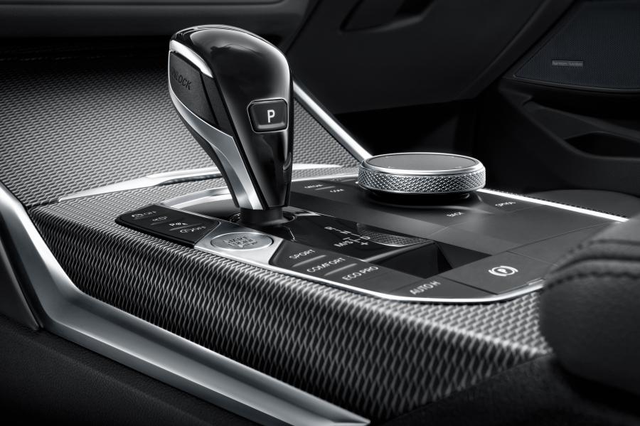 Детали интерьера BMW 325i M Sport (G20) 2019 года  (CN) (фото 22 из 43)
